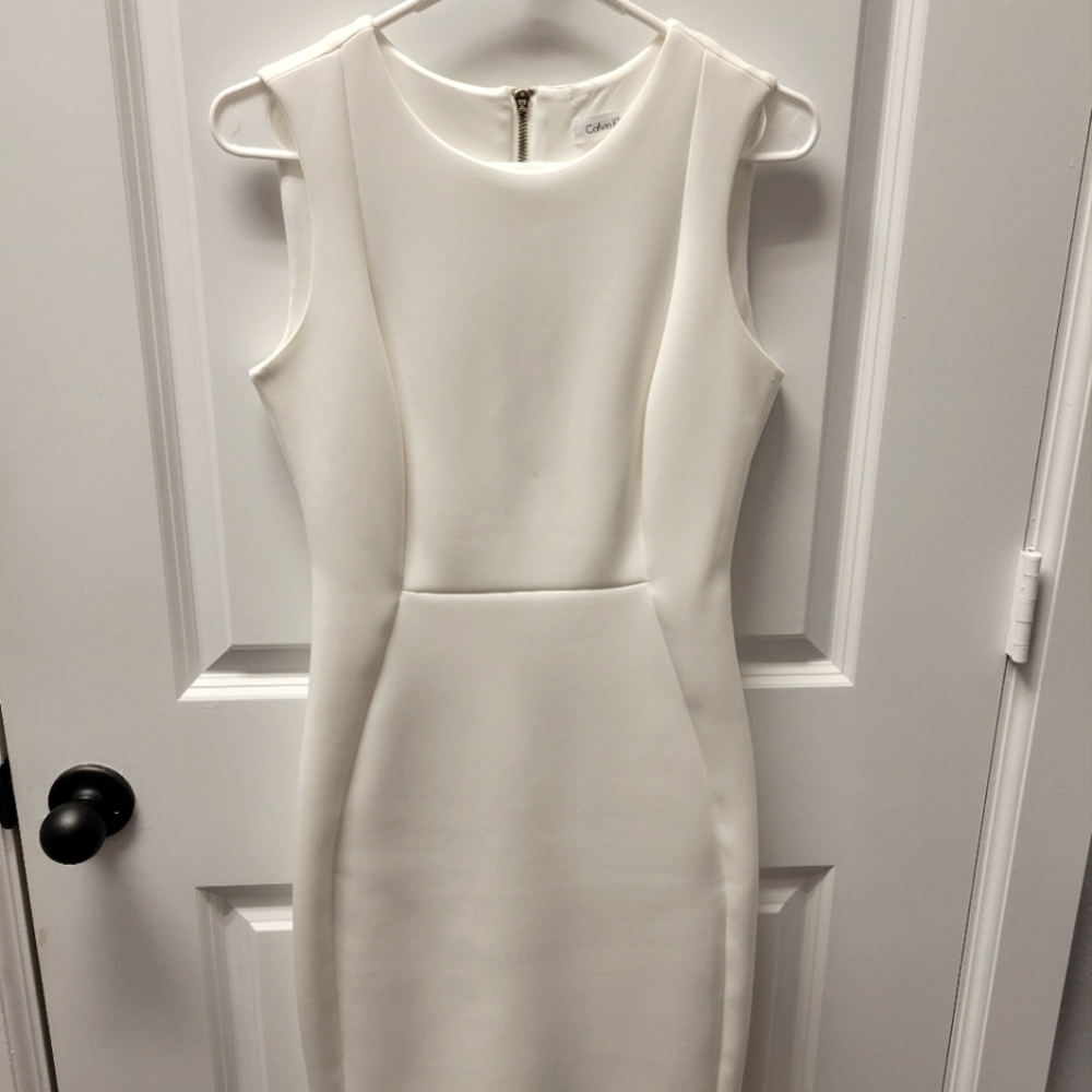 Calvin Klein White Sheath Sleeveless Dress